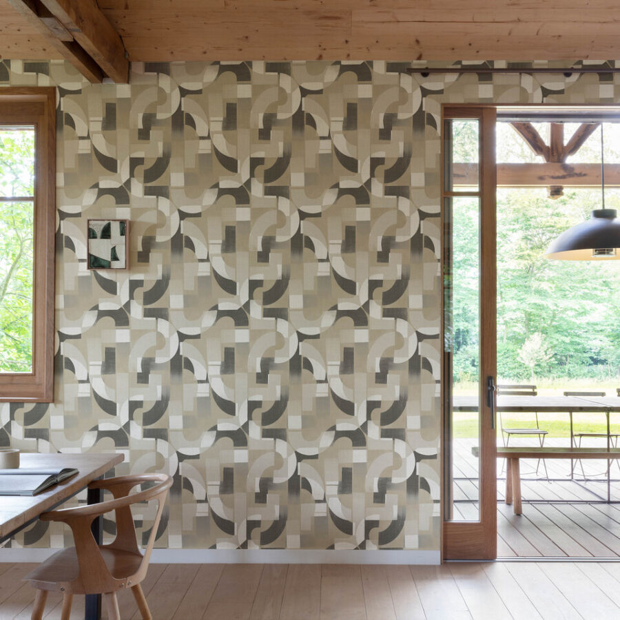 גאומטרי שחור בז ראשי